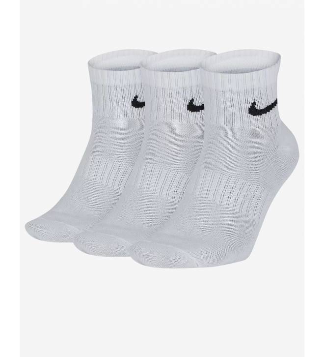Nike Everyday Lightweight Training Ankle Socks (3 Pairs) - SX7677-100 Nike Everyday Lightweight Training Ankle Socks (3 Pairs) - SX7677-100